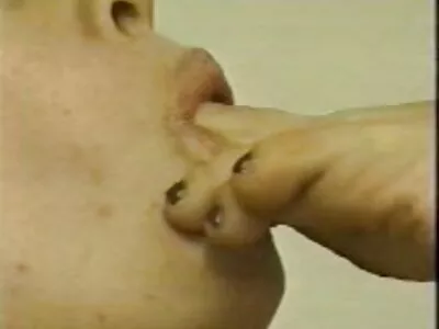 Het asiatisk Nuru massör blir knullad video (Kalina Ryu)